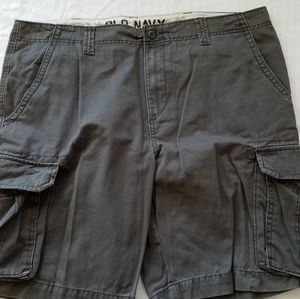 Men's Old Navy Dark Grey Cargo Shorts Size 38